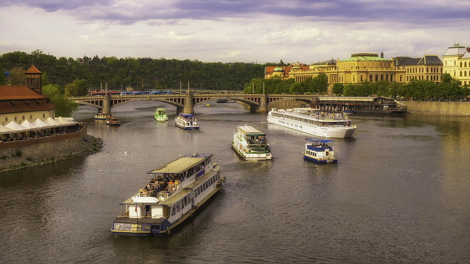 Prague Boat Trip